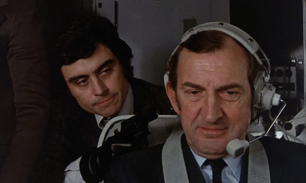 「オスロ国際空港／ダブル・ハイジャック」イアン・マクシェーンの画像