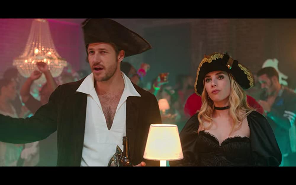 「ホリデーオンリー: とりあえずボッチ回避法?」エマ・ロバーツ & ルーク・ブレイシーの画像