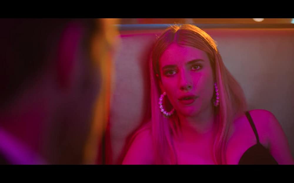 「ホリデーオンリー: とりあえずボッチ回避法?」エマ・ロバーツ & ルーク・ブレイシーの画像