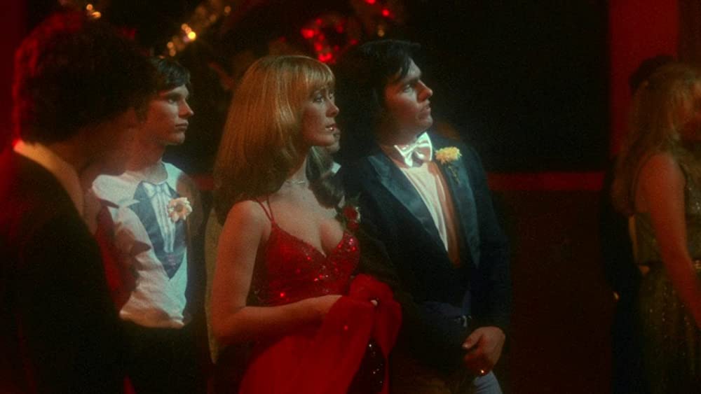 プロムナイトの画像