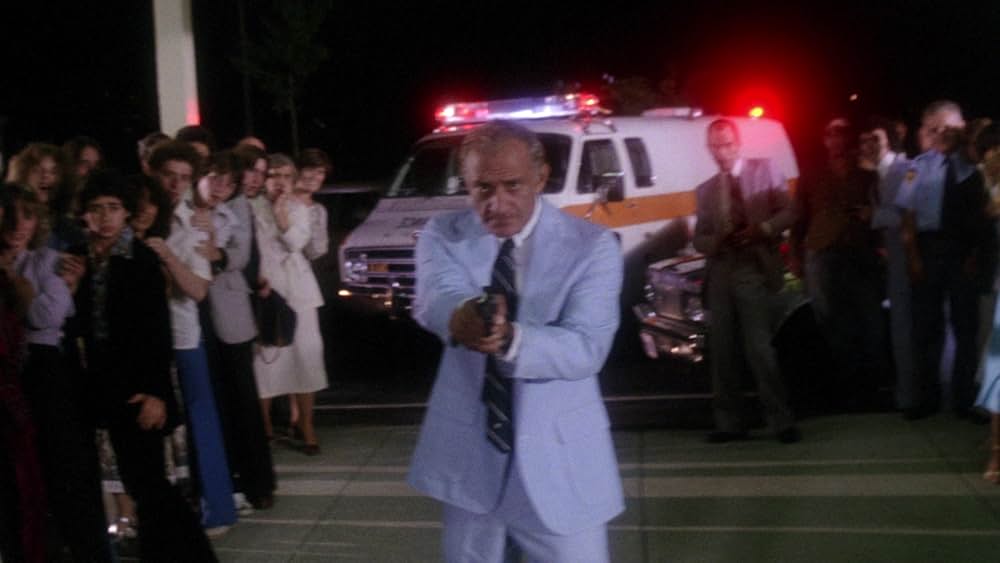 プロムナイトの画像