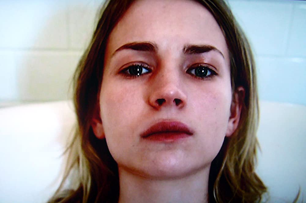 「アスク・ミー・エニシング 彼女の告白」ブリット・ロバートソンの画像