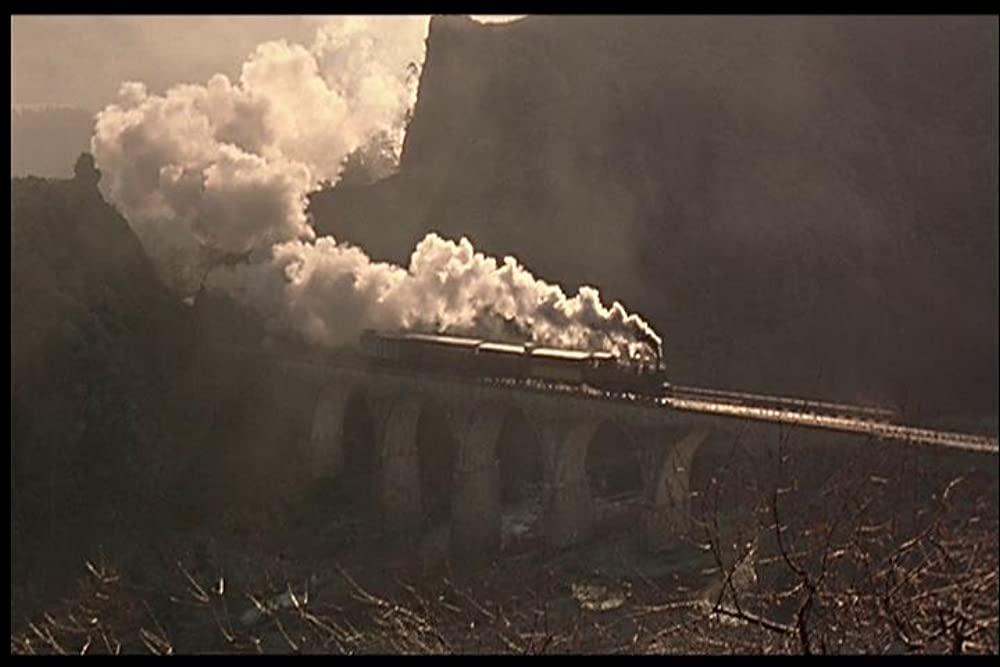 太陽と月に背いての画像