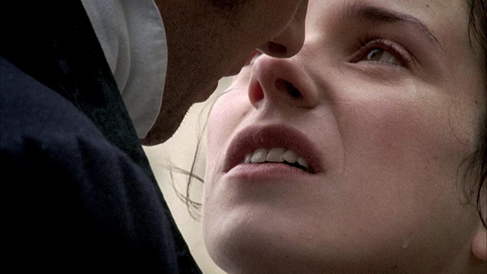 「説きふせられて」サリー・ホーキンスの画像