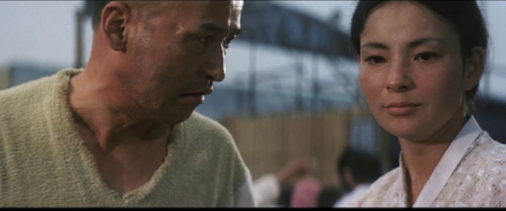 男の顔は履歴書の画像