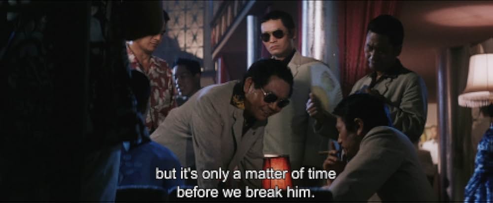 男の顔は履歴書の画像