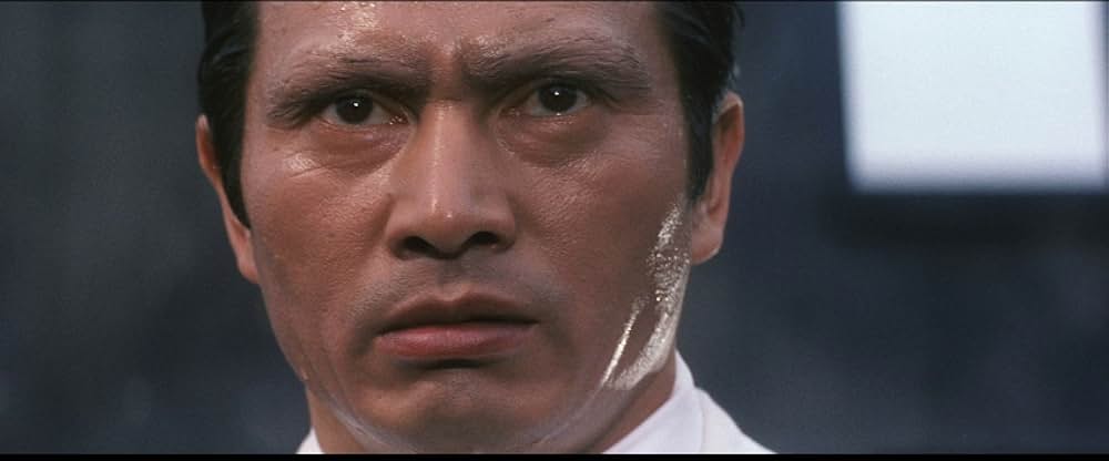 男の顔は履歴書の画像