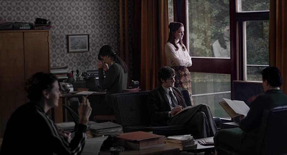 「フォーリング 少女たちのめざめ」モーフィッド・クラークの画像