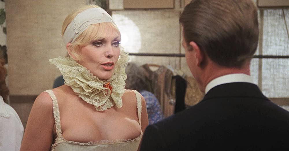 「クリスタル殺人事件」キム・ノバク & エドワード・フォックスの画像