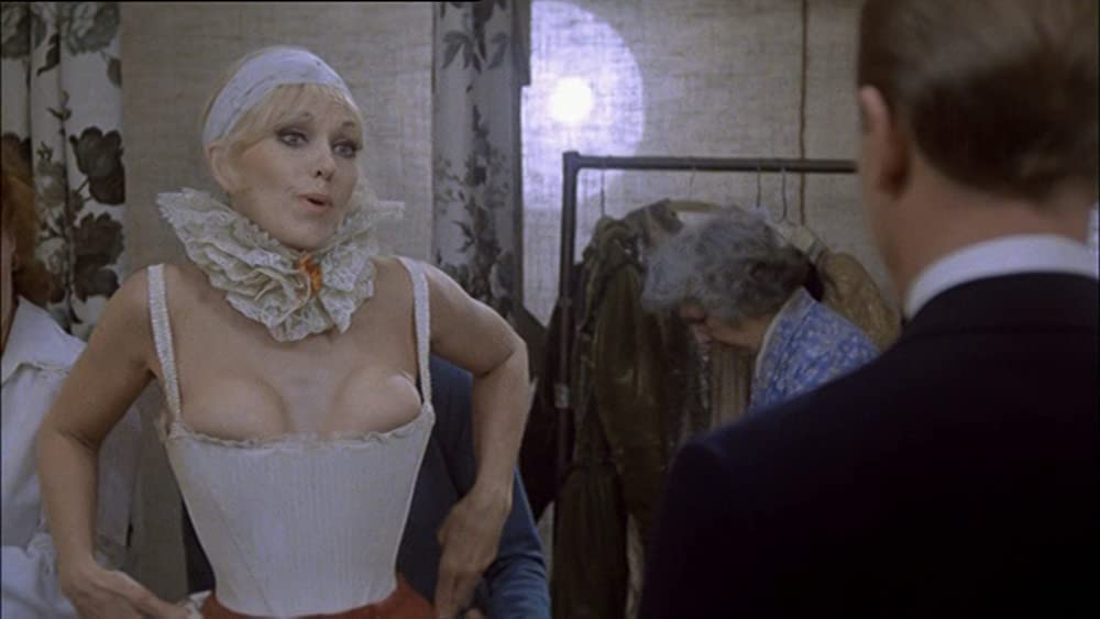 「クリスタル殺人事件」キム・ノバク & エドワード・フォックスの画像