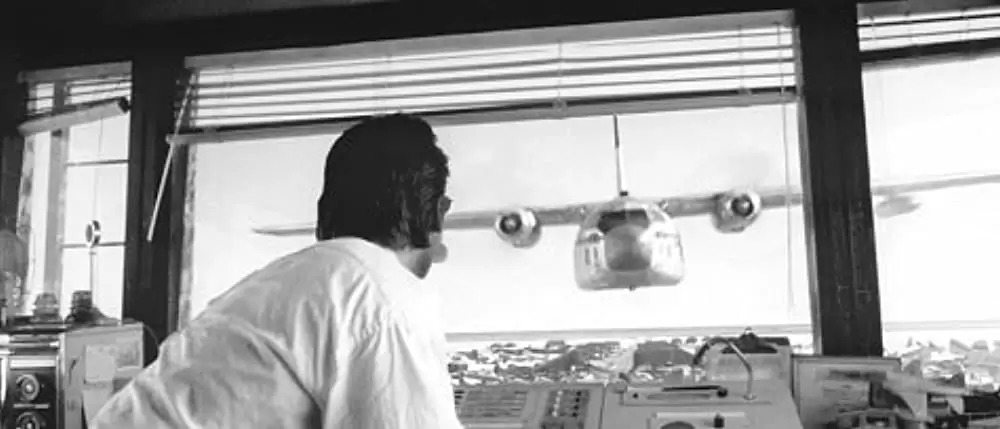 コン・エアーの画像