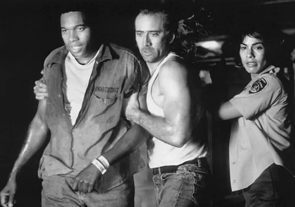 「コン・エアー」ニコラス・ケイジ & レイチェル・ティコティン & ミケルティ・ウィリアムソンの画像