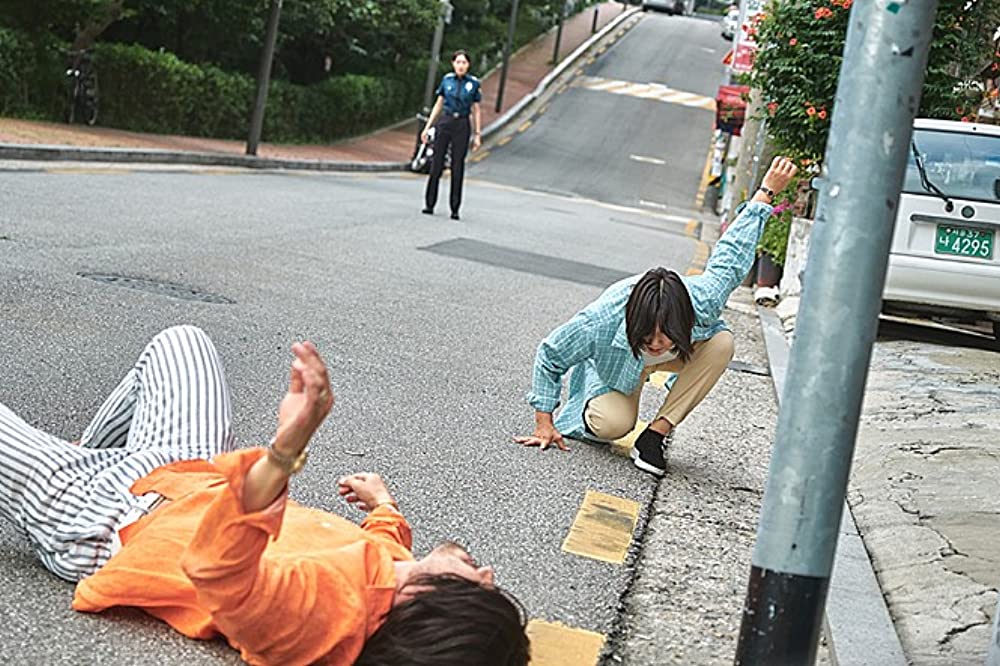 ガール・コップスの画像