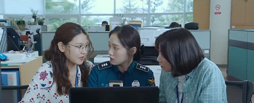 ガール・コップスの画像