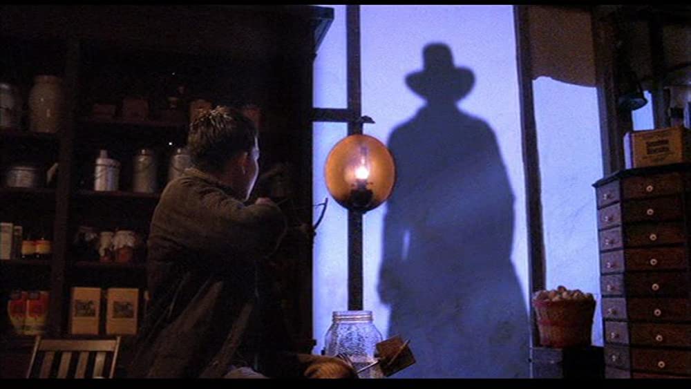 「トレマーズ4」の画像