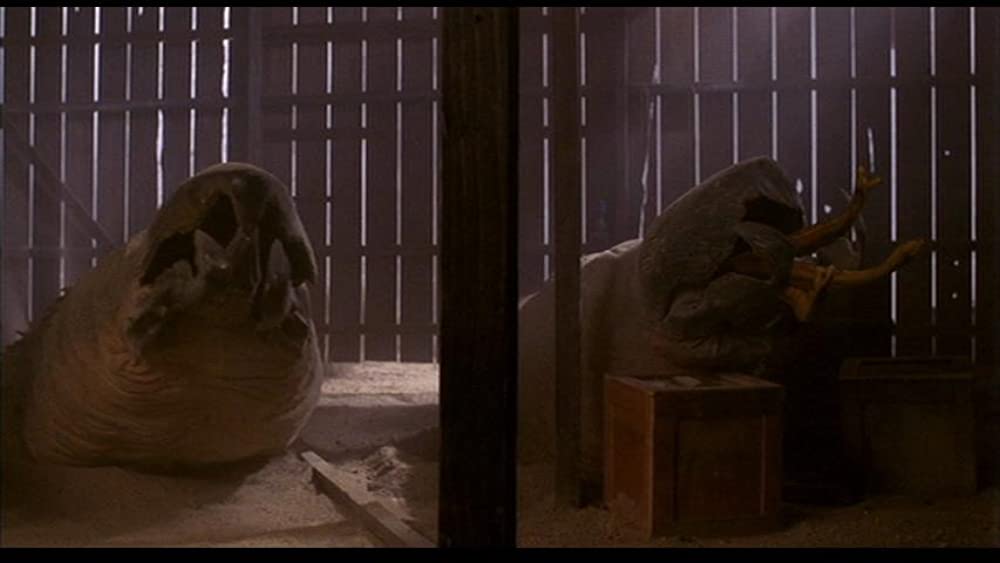 「トレマーズ4」の画像