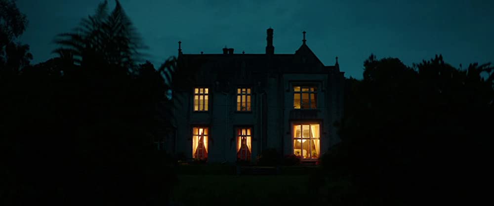 ずっとお城で暮らしてるの画像