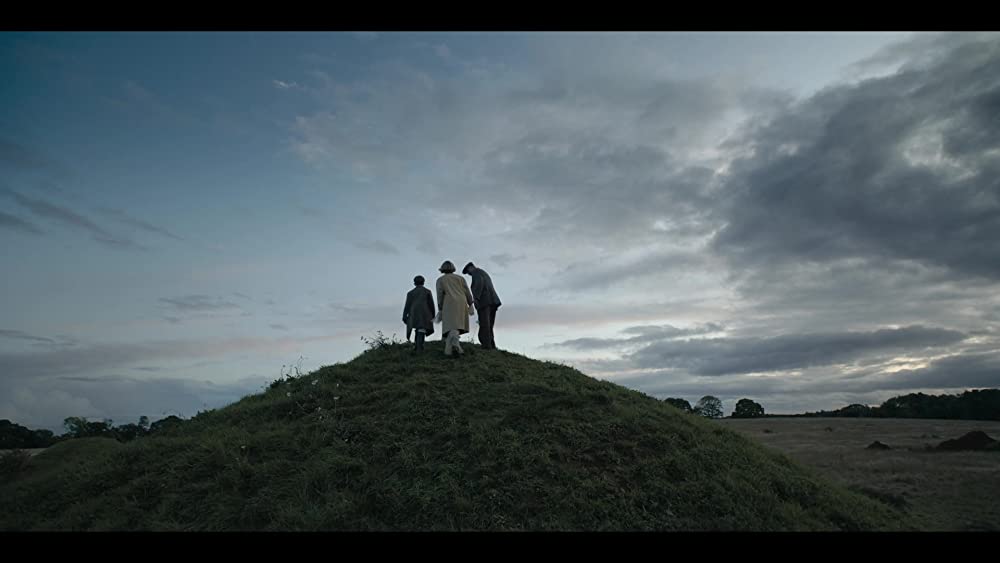 「時の面影」レイフ・ファインズ & Archie Barnes & キャリー・マリガンの画像