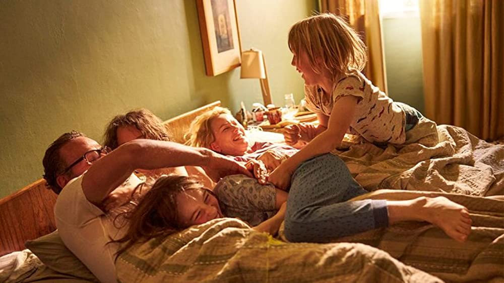 「ペンギンが教えてくれたこと」アンドリュー・リンカーン & ナオミ・ワッツの画像