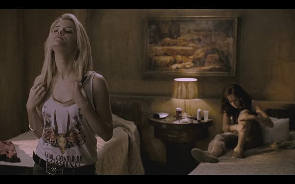 「シー・ノー・イーヴル 肉鉤のいけにえ」Penny McNamee & レイチェル・テイラーの画像