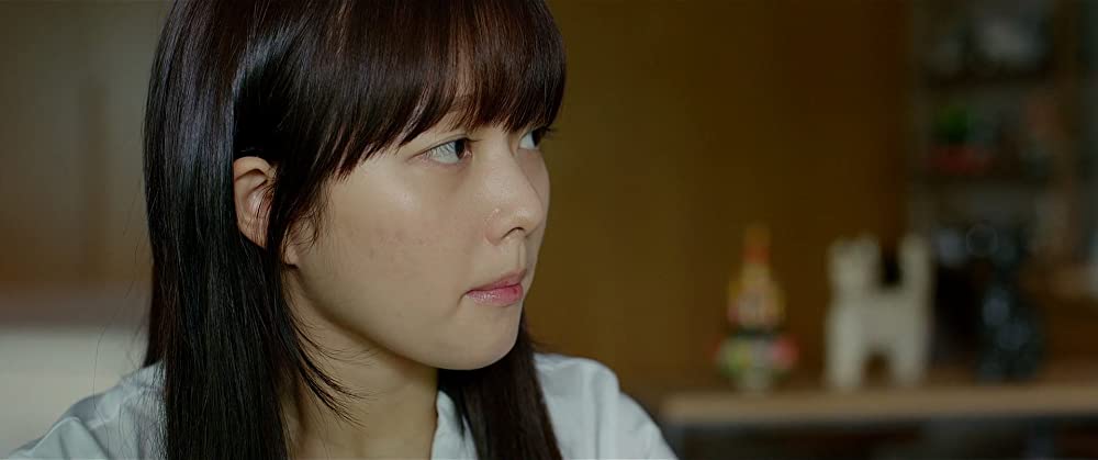 パラサイト 半地下の家族の画像