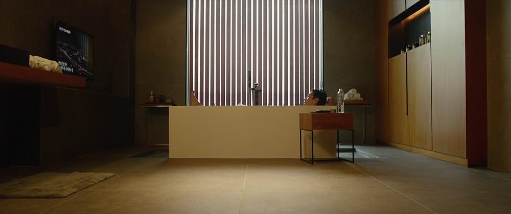 パラサイト 半地下の家族の画像