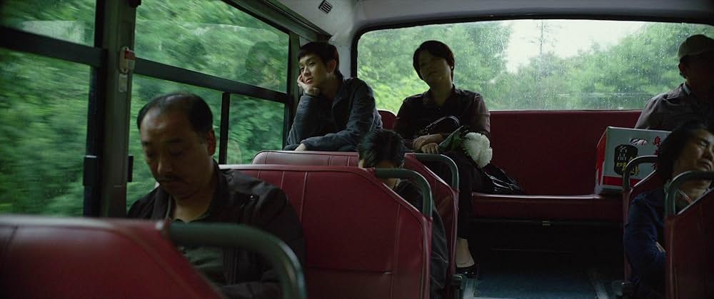 パラサイト 半地下の家族の画像