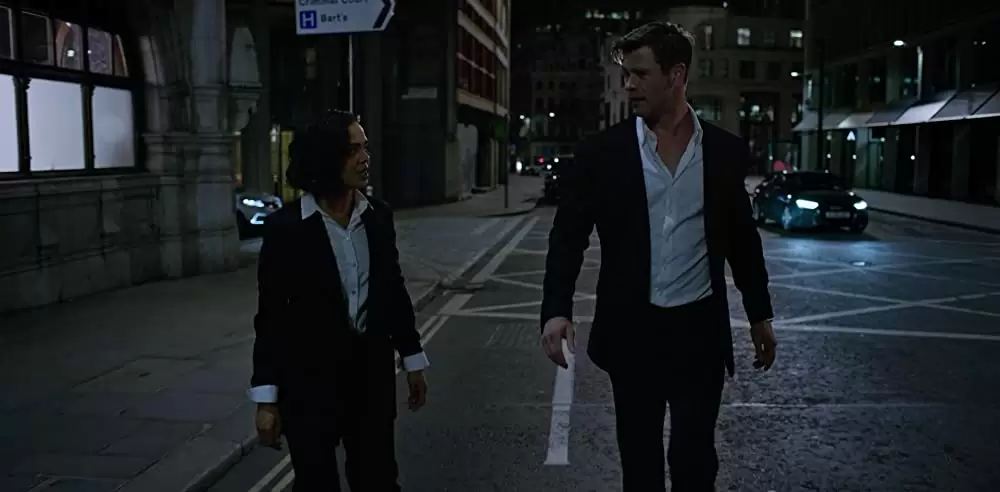 「メン・イン・ブラック：インターナショナル」クリス・ヘムズワース & テッサ・トンプソンの画像