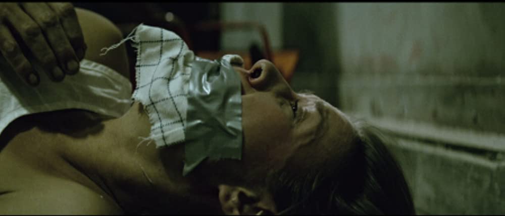 ブリード・キャンプ 家畜収容所の画像