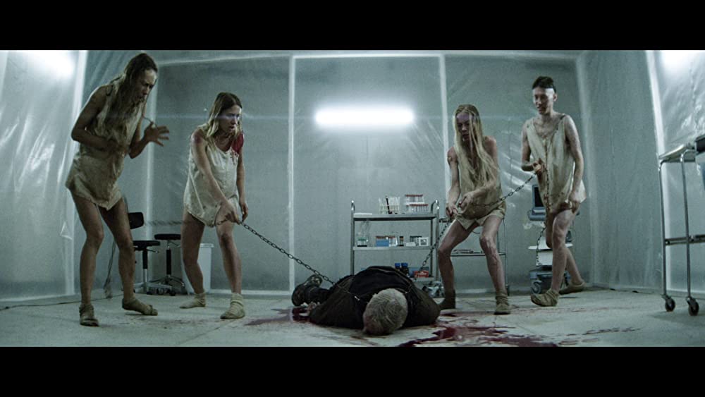 ブリード・キャンプ 家畜収容所の画像