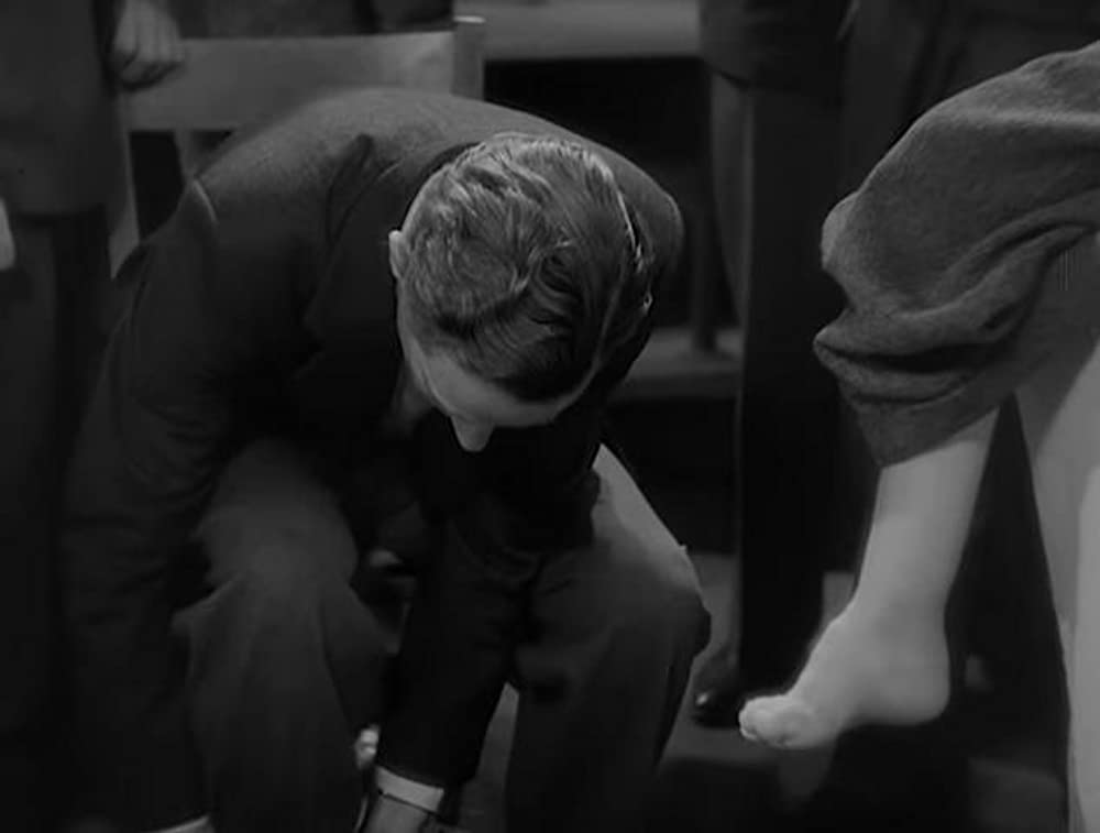 「痴人の愛」ベティ・デイビス & レスリー・ハワードの画像