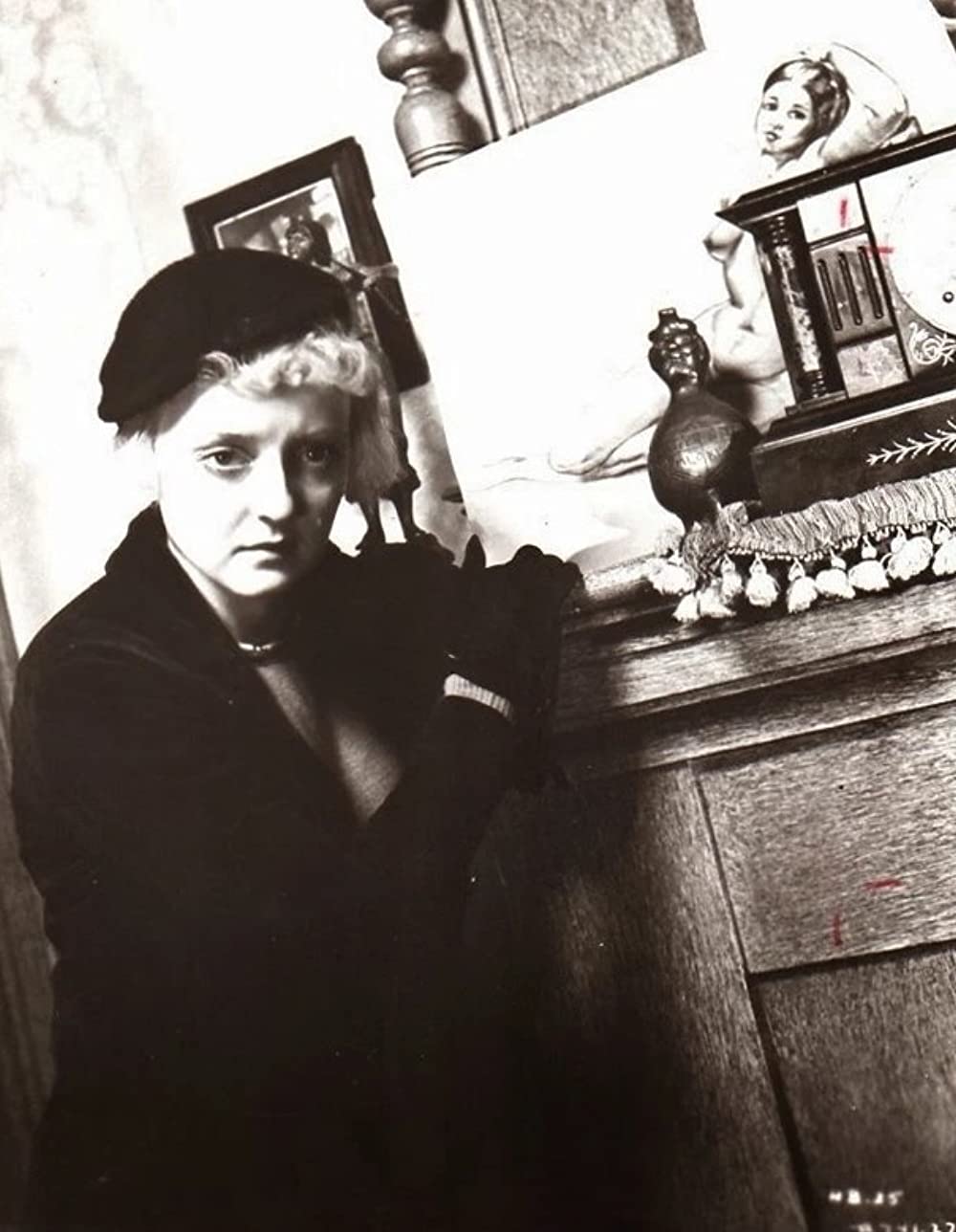 「痴人の愛」ベティ・デイビスの画像