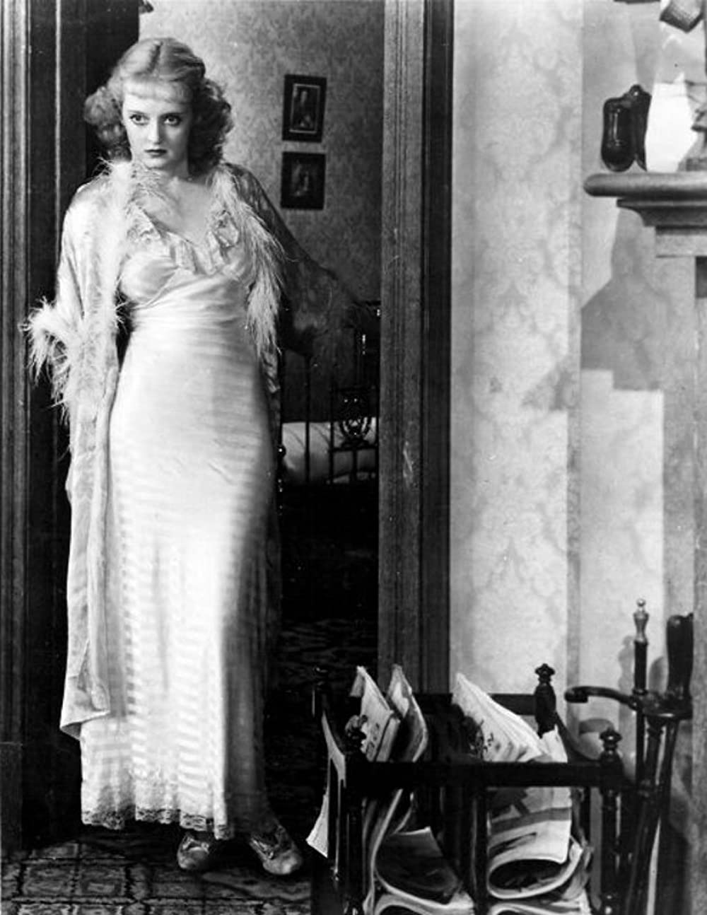 「痴人の愛」ベティ・デイビスの画像