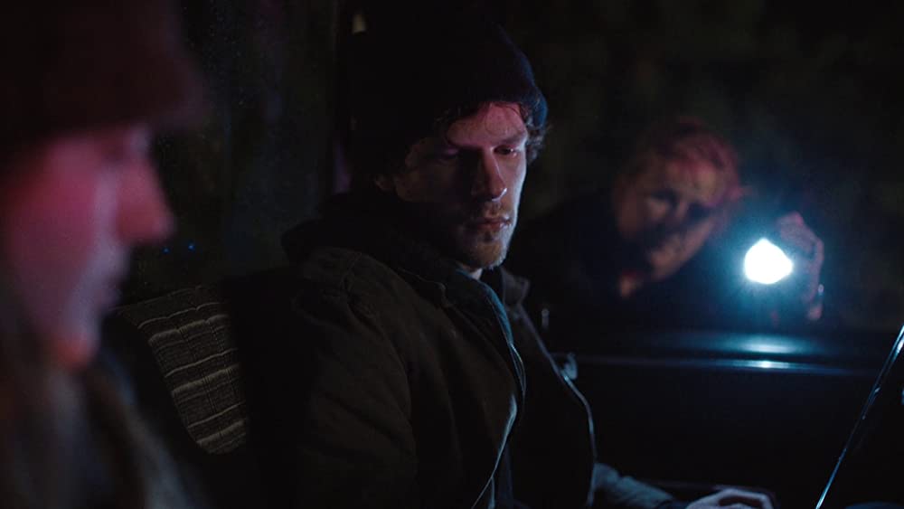 「ナイト・スリーパーズ ダム爆破計画」ジェシー・アイゼンバーグ & ダコタ・ファニングの画像