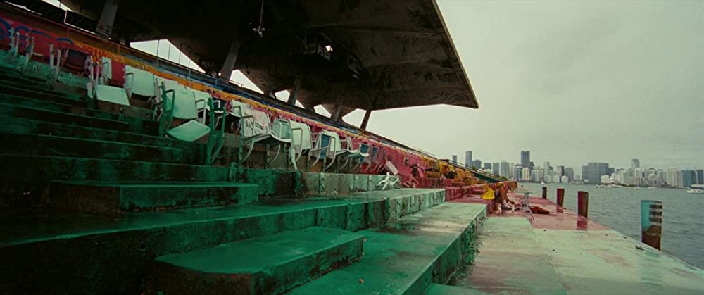 「ビーチ・バム まじめに不真面目」の画像