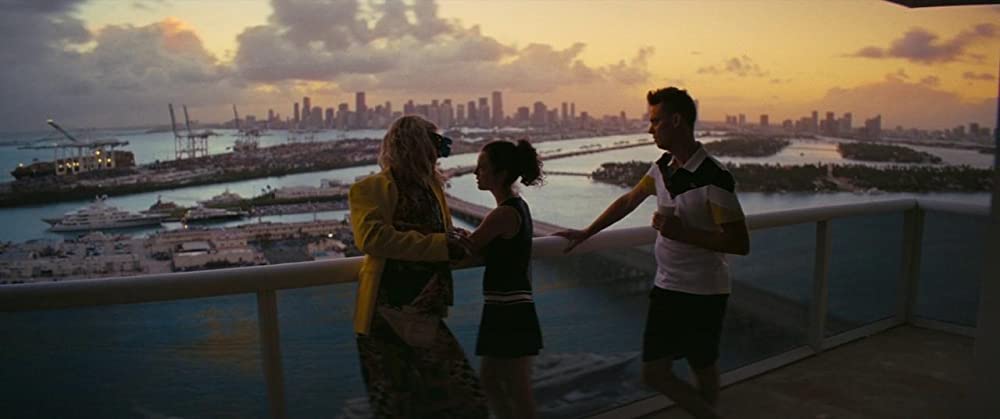 「ビーチ・バム まじめに不真面目」の画像