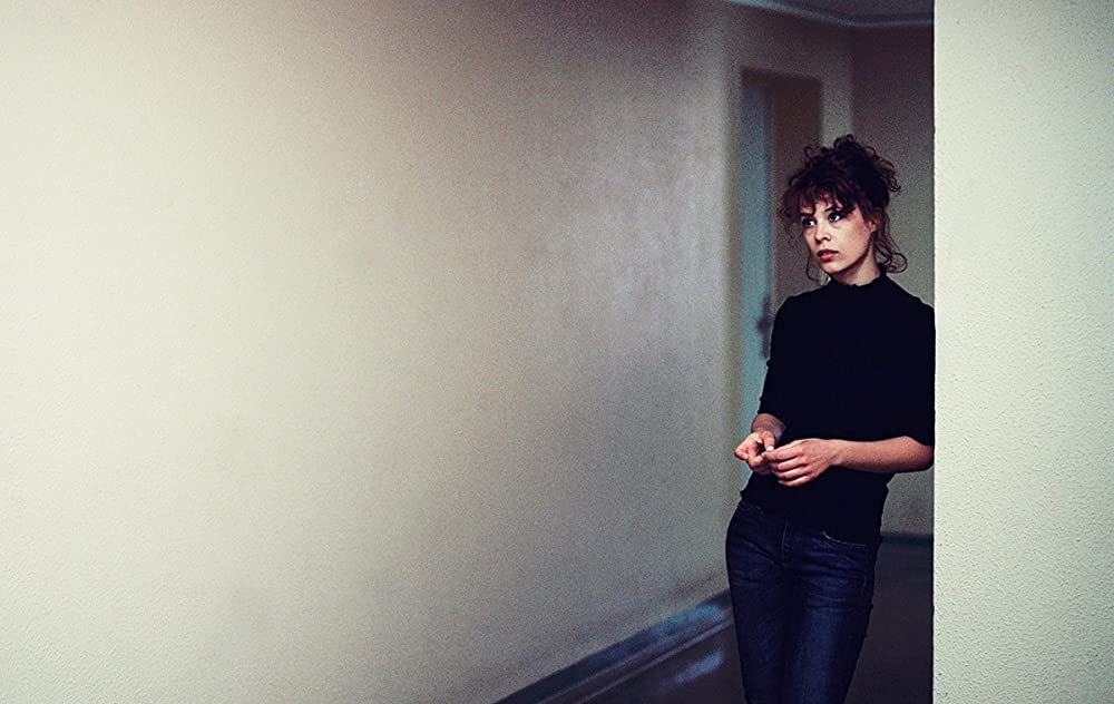 「水を抱く女」パウラ・ベーアの画像