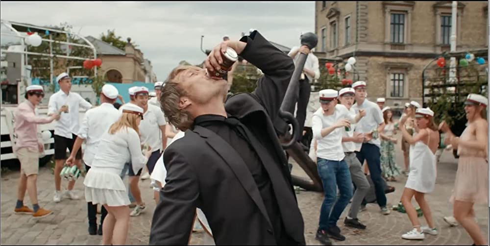 「アナザーラウンド」マッツ・ミケルセンの画像