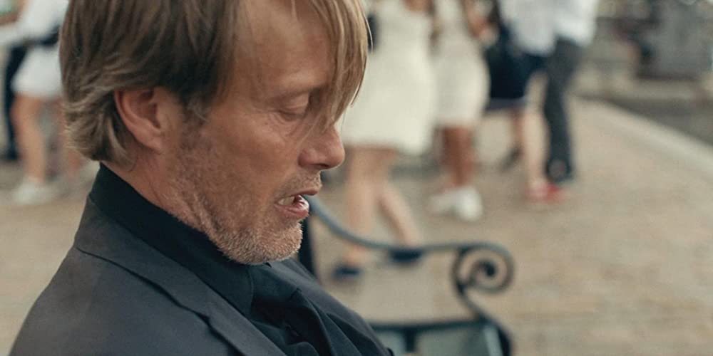 「アナザーラウンド」マッツ・ミケルセンの画像