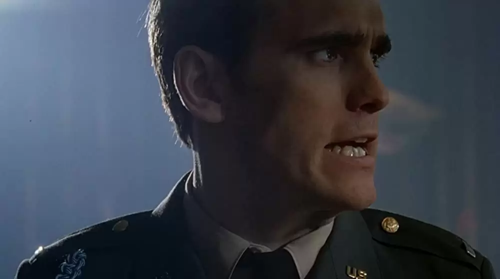 イン&アウトの画像