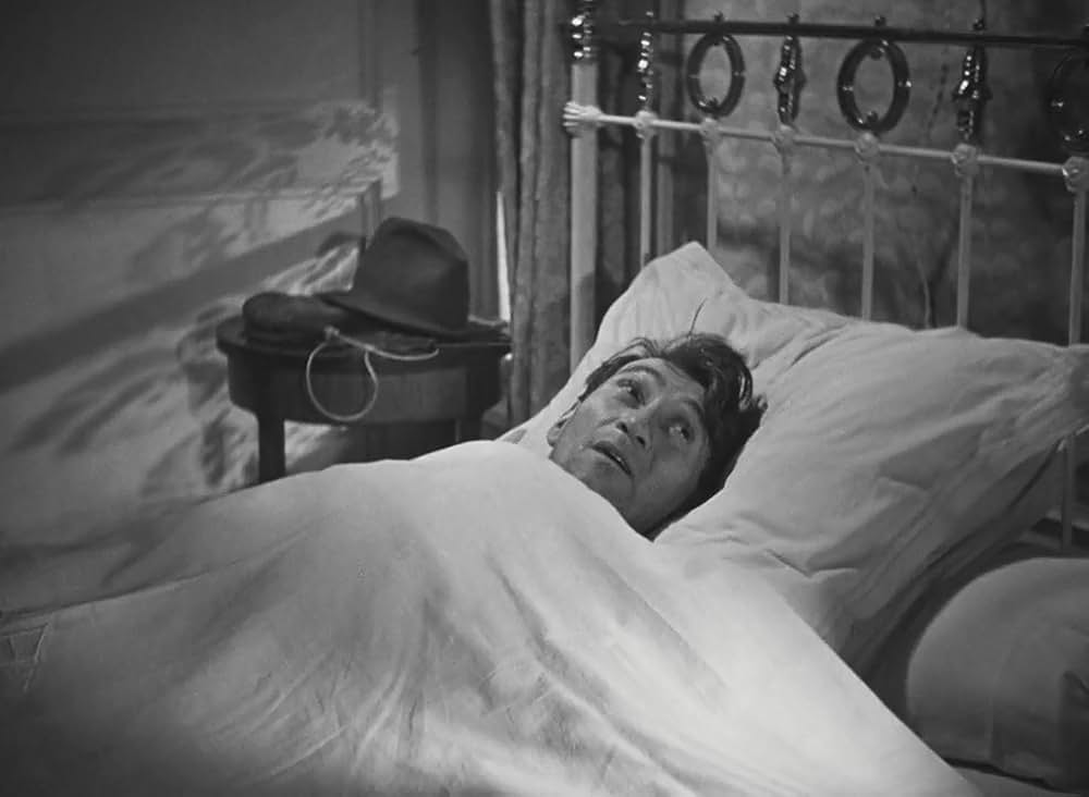 霧の波止場の画像