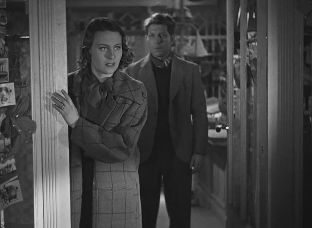 霧の波止場の画像