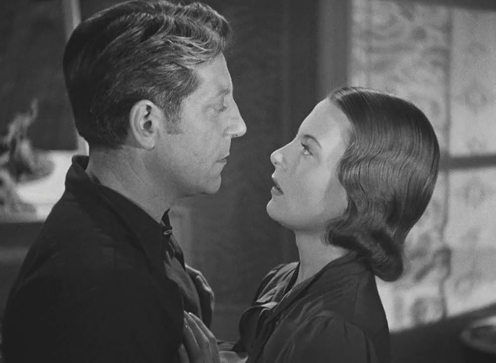 霧の波止場の画像