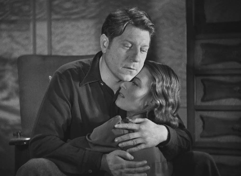 霧の波止場の画像