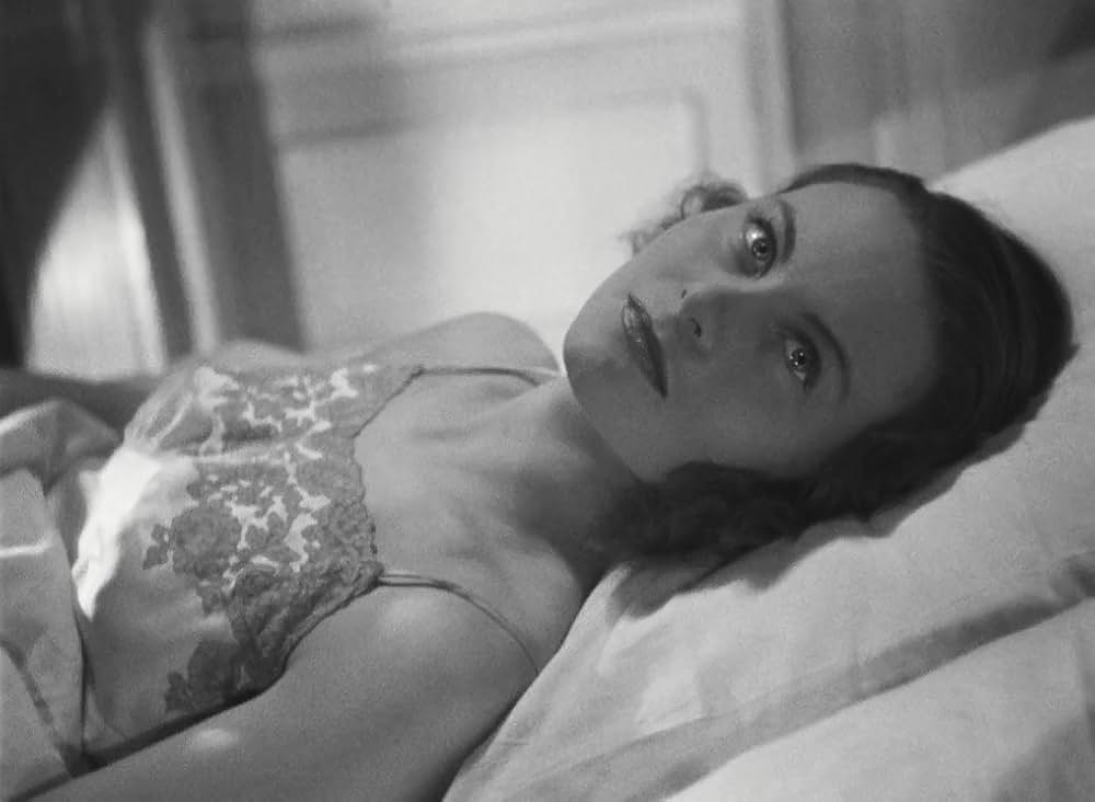 霧の波止場の画像