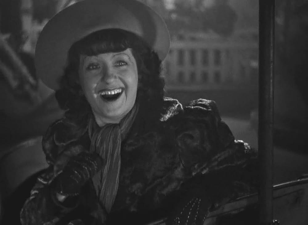 霧の波止場の画像