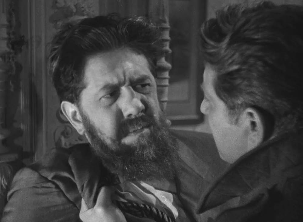 霧の波止場の画像