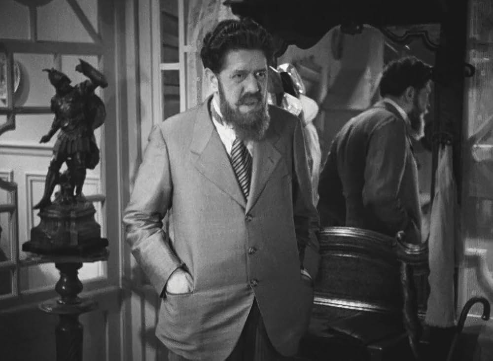 霧の波止場の画像