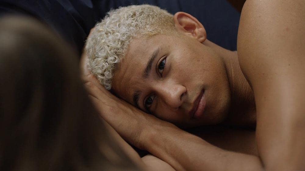 「ライク、シェア、フォロー」キーナン・ロンズデールの画像