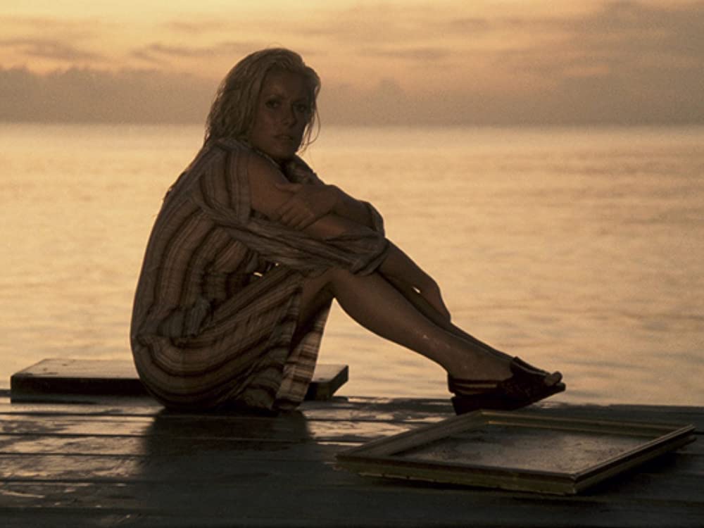 「うず潮」カトリーヌ・ドヌーブの画像